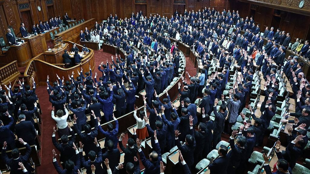 Japonya Başbakanı'nın Kabine İstifası