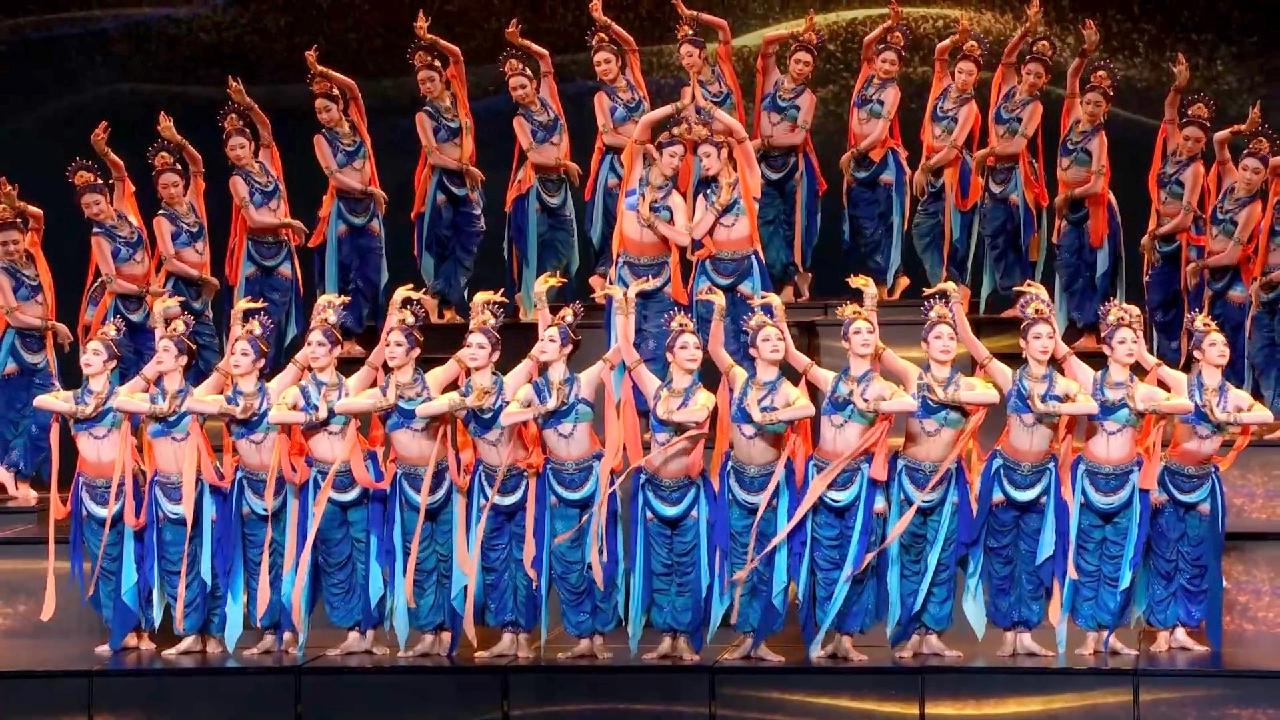 Çin'in Modernleşmesine Işık Tutan Gala