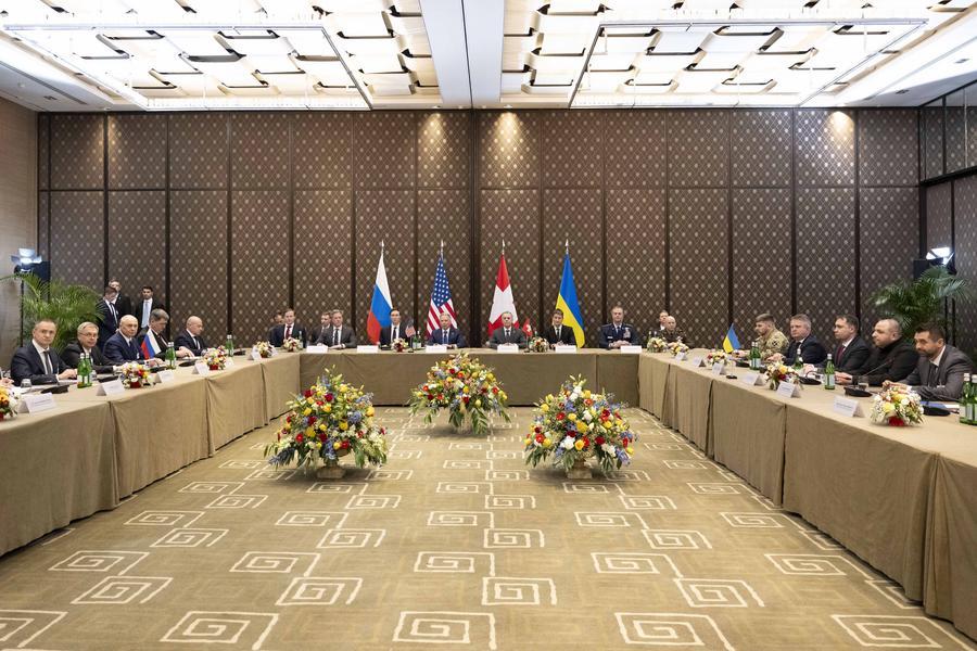 Ukrayna Üzerine Üçlü Görüşmeler