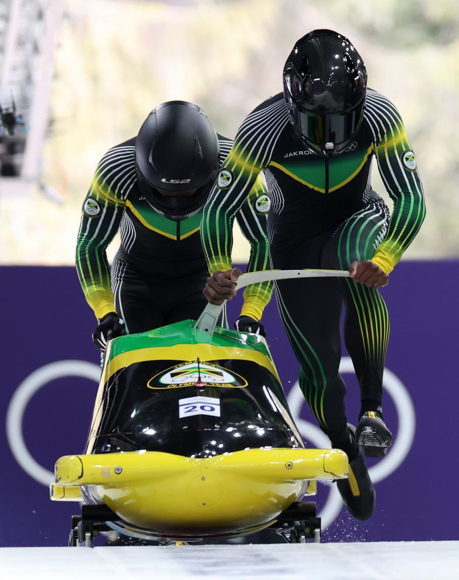Jamaikalı Bobsledci Shane Pitter'ın Yolculuğu