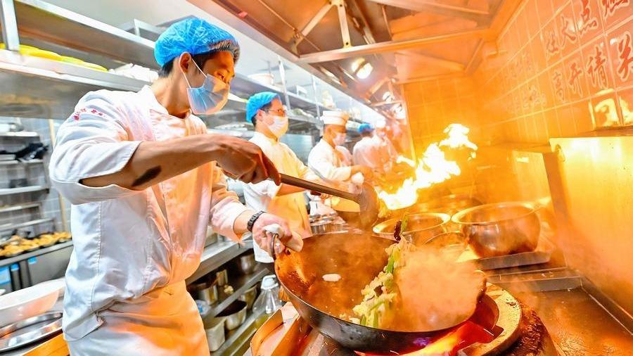 Çin'in Bahar Festivali Ekonomiyi Canlandırıyor