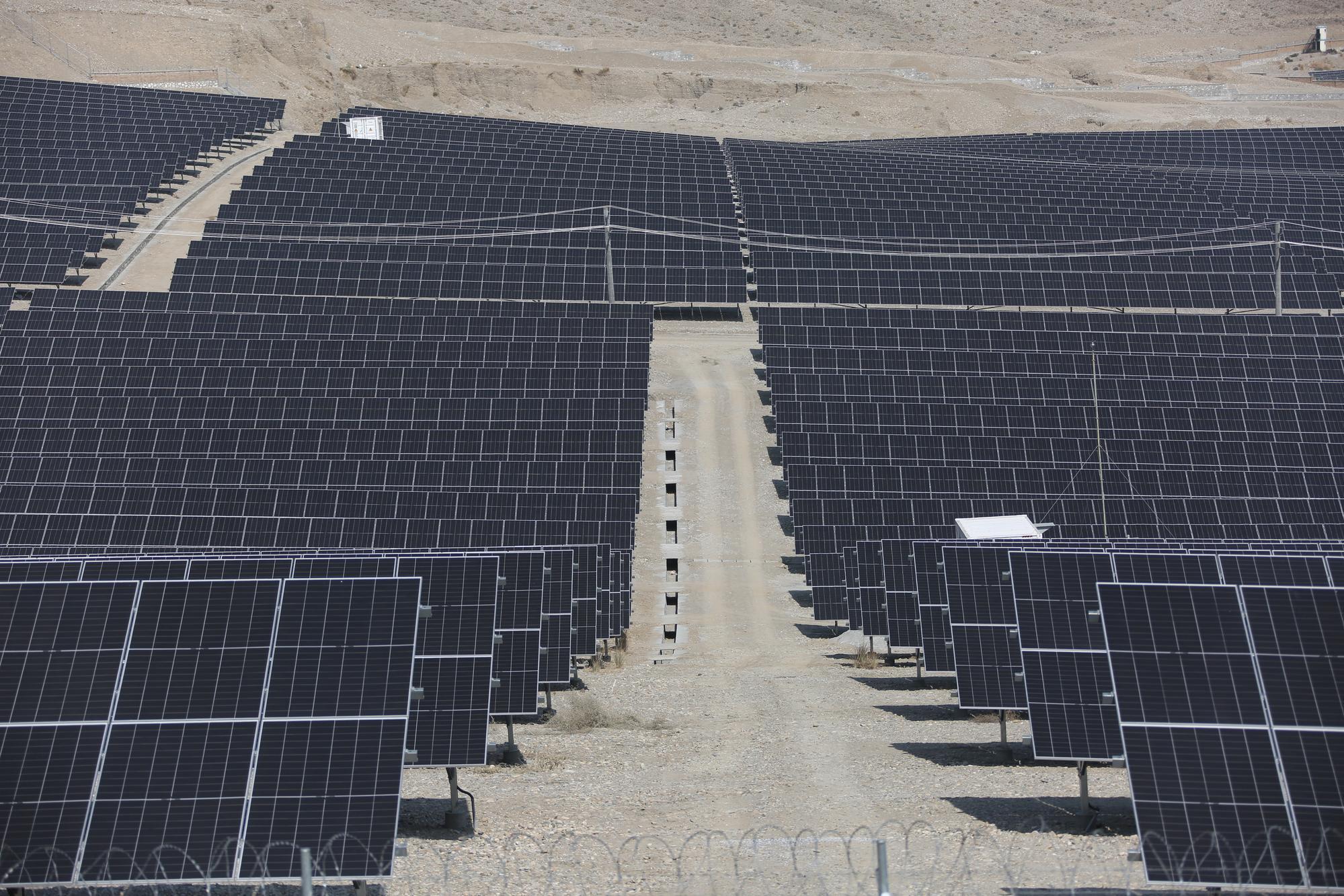 Afganistan'da Güneş Enerjisi Hamlesi