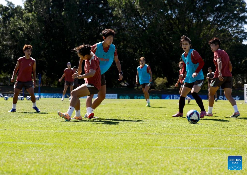 Çin Kadın Futbol Takımı Hazırlıkta