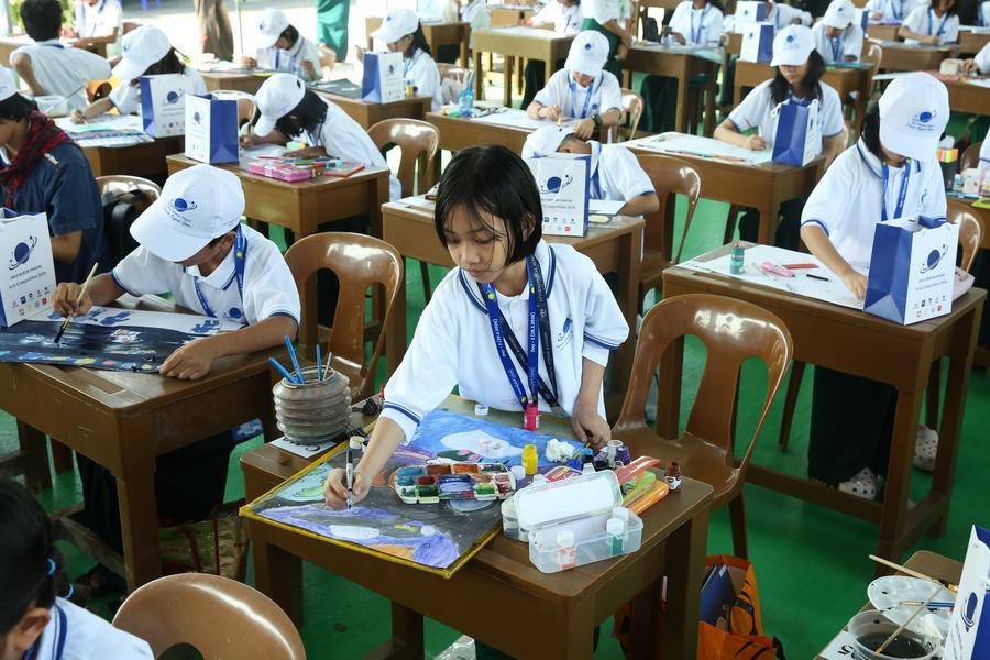 Myanmar'da Uzay Temalı Yarışma