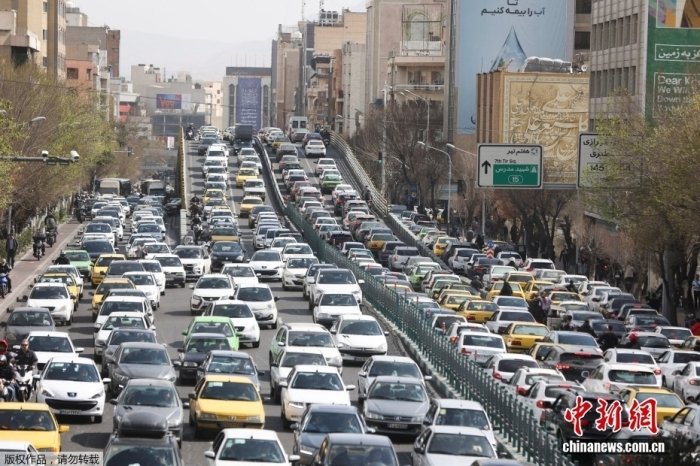 Çin, İran'daki Vatandaşlarını Kurtarıyor