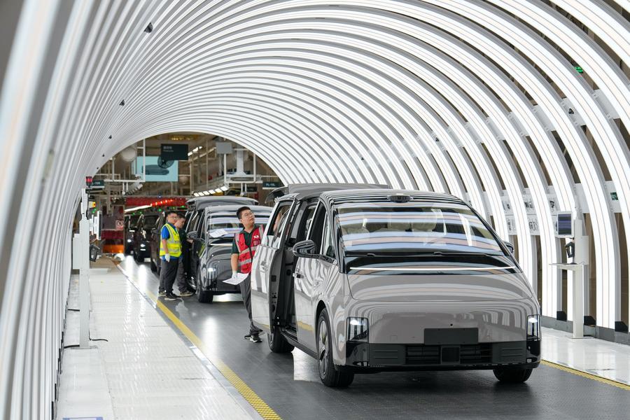 Çin Ekonomik Büyüme Hedefini Açıkladı