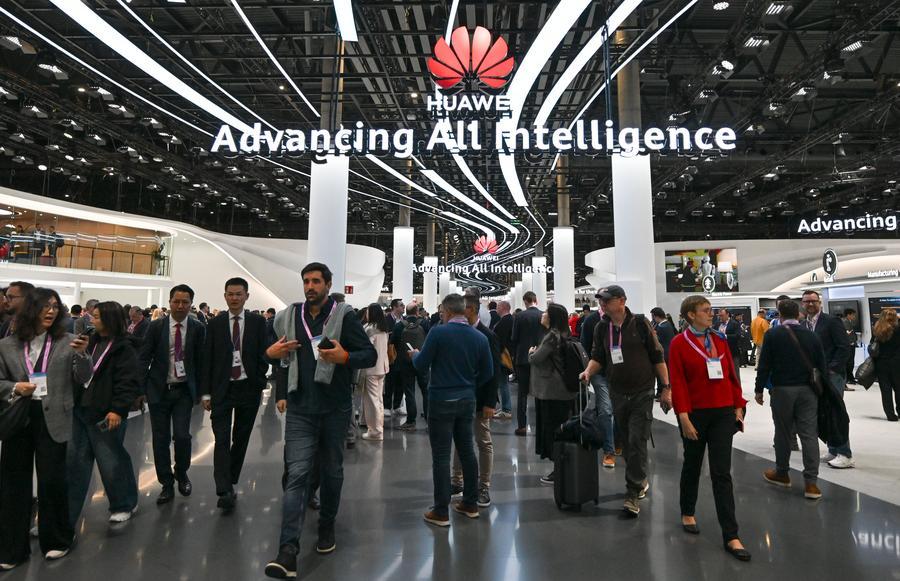 Çin Şirketleri MWC 2026'da Parladı