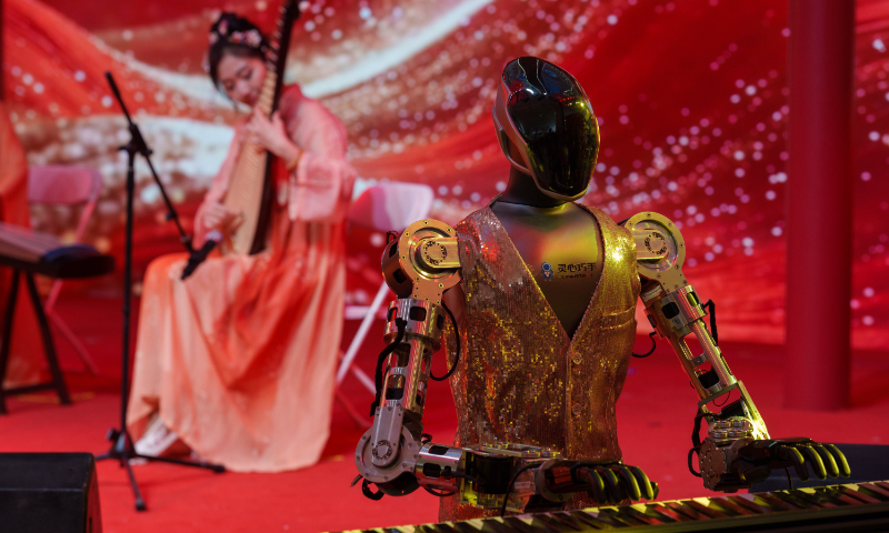 Çin'de Robot Kiralama Artışı