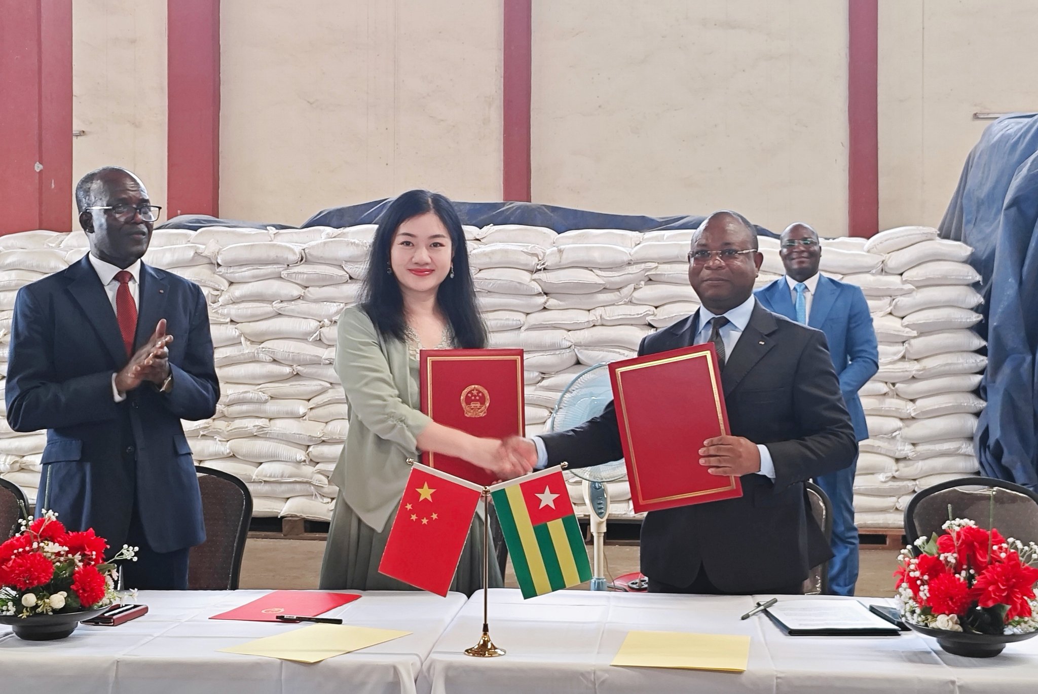 Çin, Togo'ya Acil Gıda Yardımı Sağladı