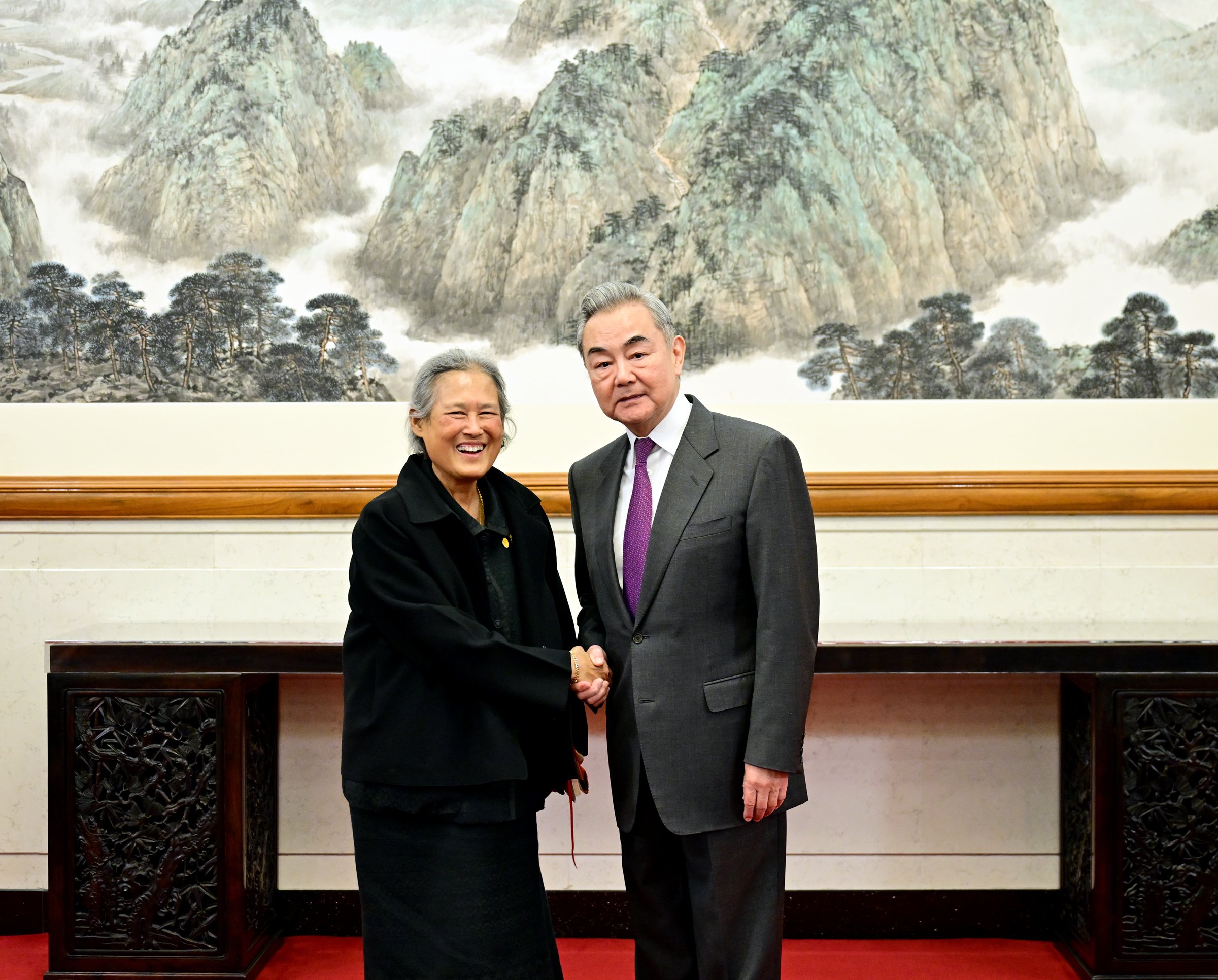 Çin ve Tayland arasında dostluk ve işbirliği vurgusu
