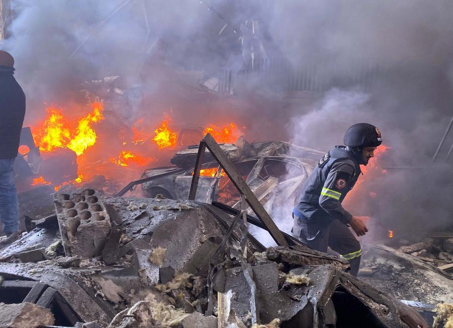 Lübnan'da İsrail Saldırıları İçin Yas Günü İlan Edildi