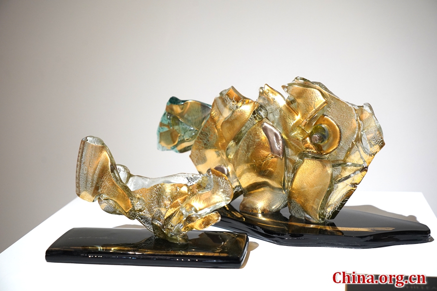 Beijing'de Cam Sanatı ve Resim Sergisi Açıldı