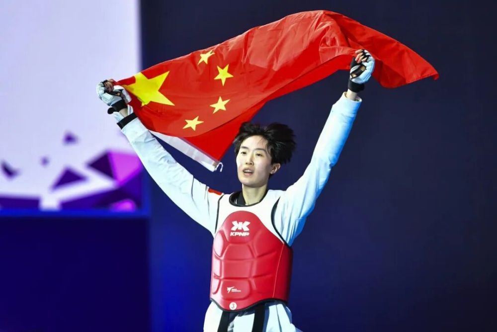 Ren Kunyue, Dünya Taekwondo Şampiyonasında Altın Madalya Kazandı