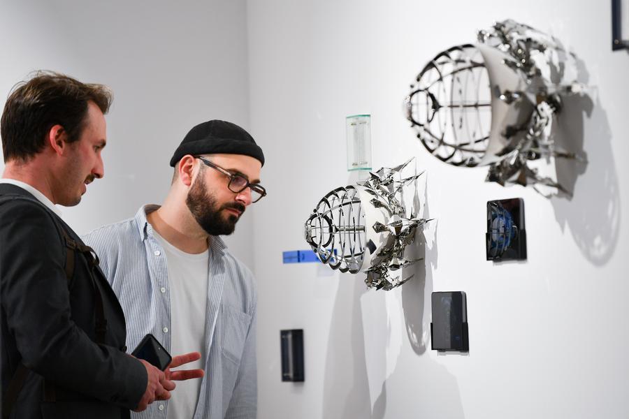 BEHRENS, Cenevre'de İz Bırakan Bir Debut Gerçekleştirdi