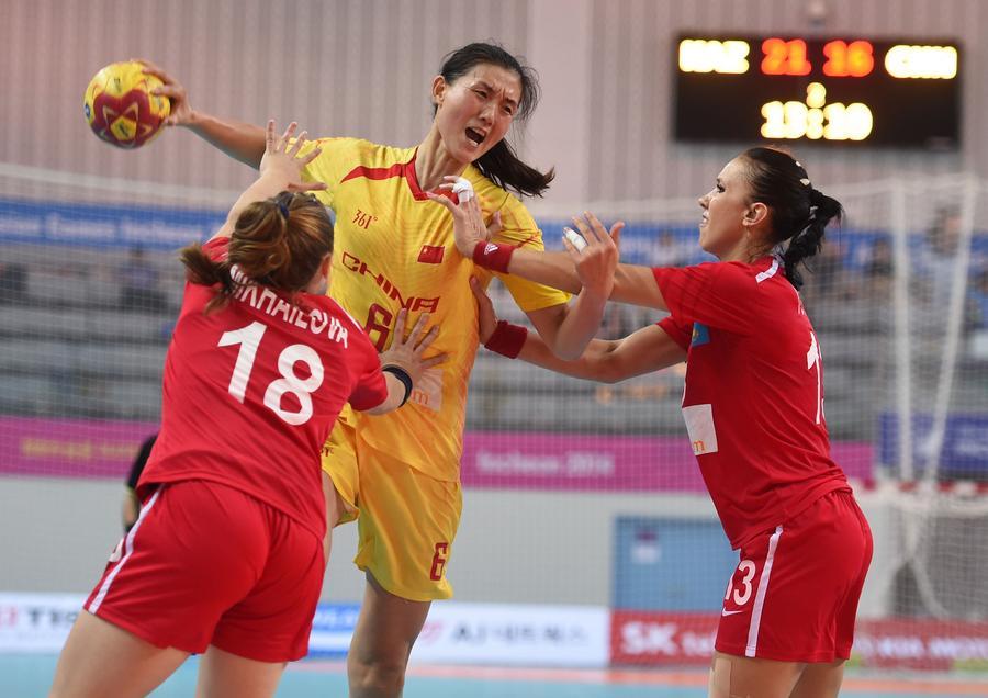 Shen Ping ve Yan Peng, 2026 Asya Plaj Oyunları'nda Bayrak Taşıyacak