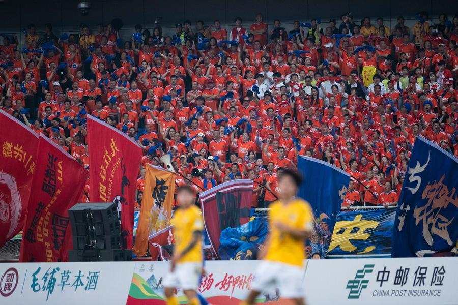 Hubei'de Futbol Ligi Coşkusu Başladı