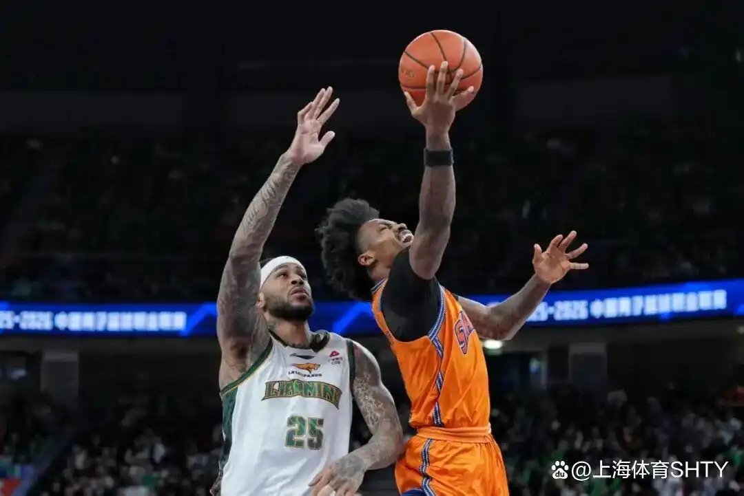 Shanghai Sharks, evinde 22. galibiyetini aldı