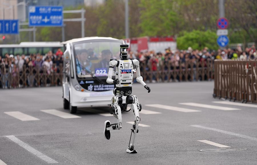 Çin'in sanayi ekonomisi 2026'nın ilk çeyreğinde büyüdü