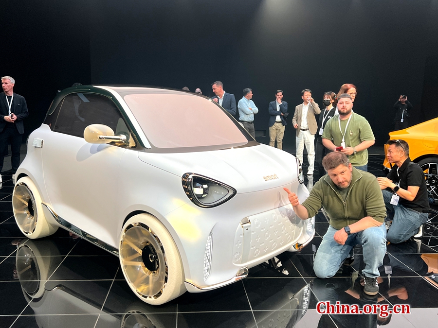 Smart, Pekin'de İki Yeni Elektrikli Model Tanıttı