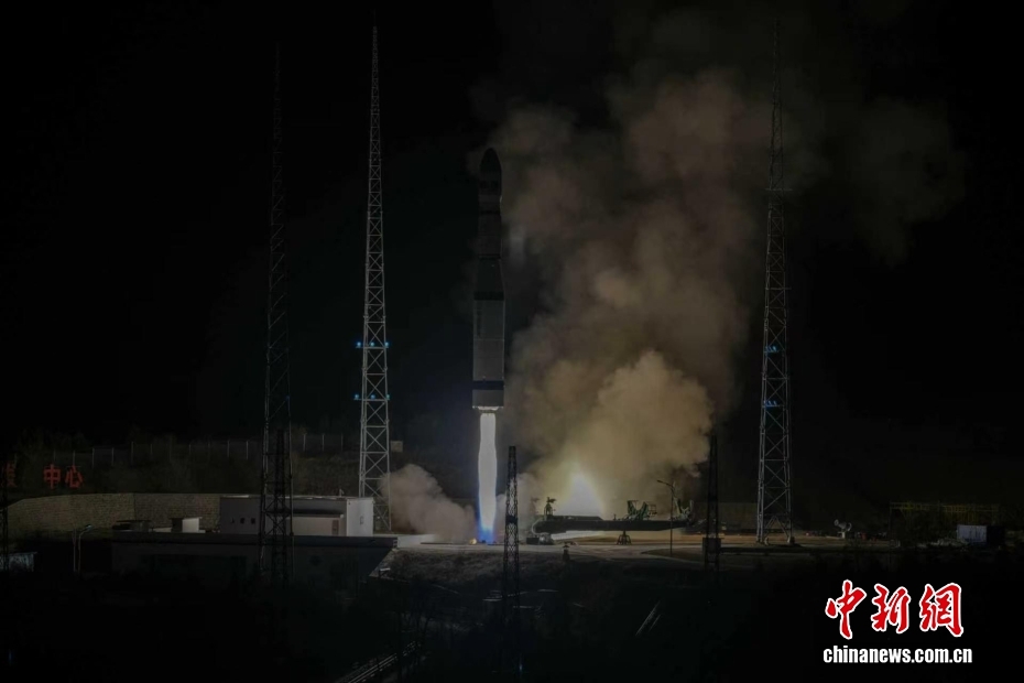 Çin, Pakistan için yeni uydu fırlattı