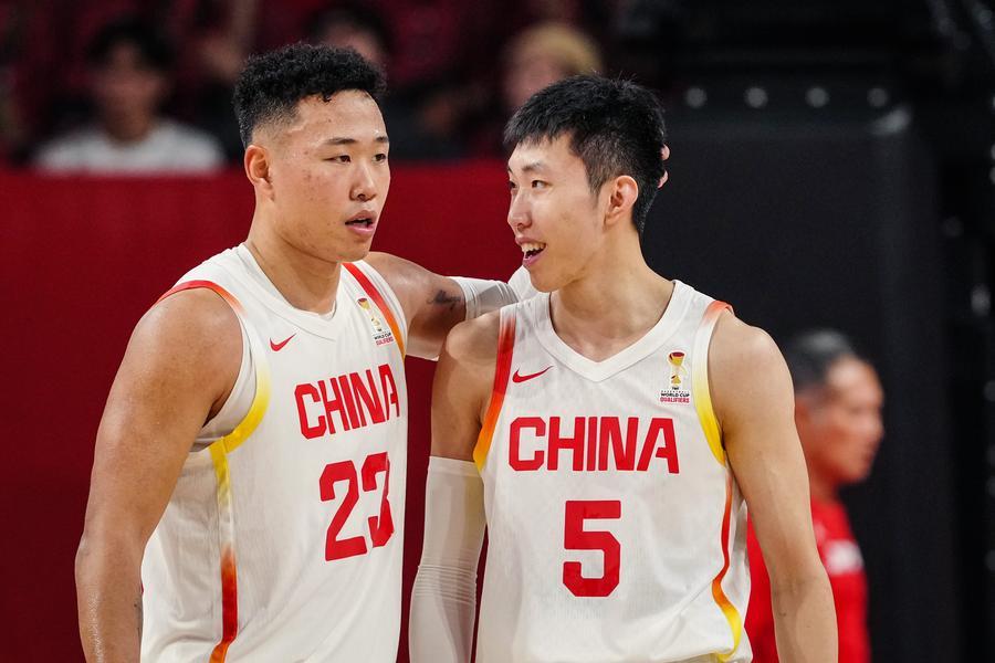 He Xining MVP, Lu Wei yılın koçu seçildi