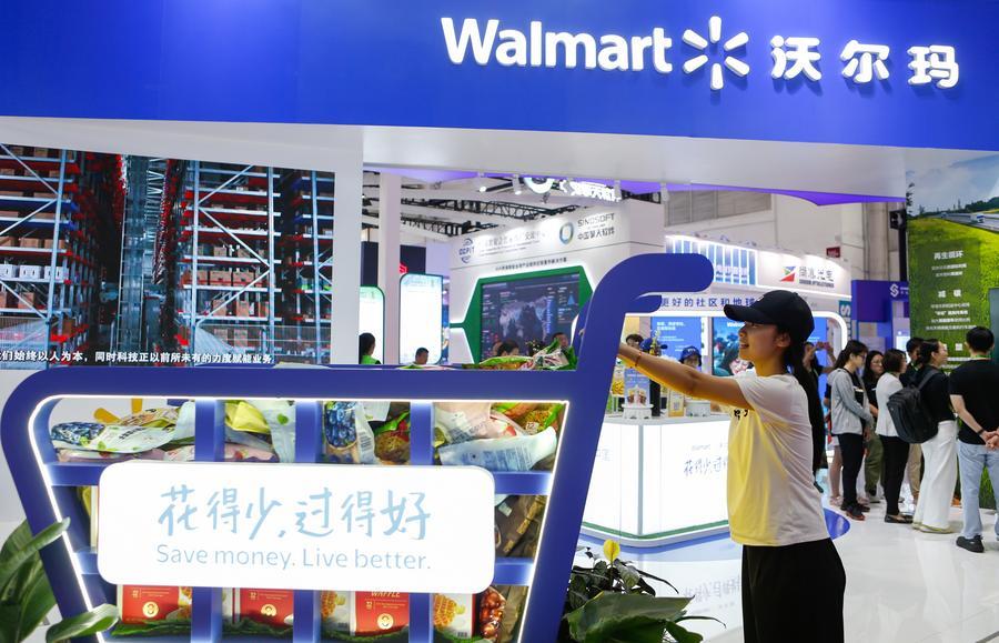 Walmart, Çin'de Yeni Mağazalar Açarak Büyüyor