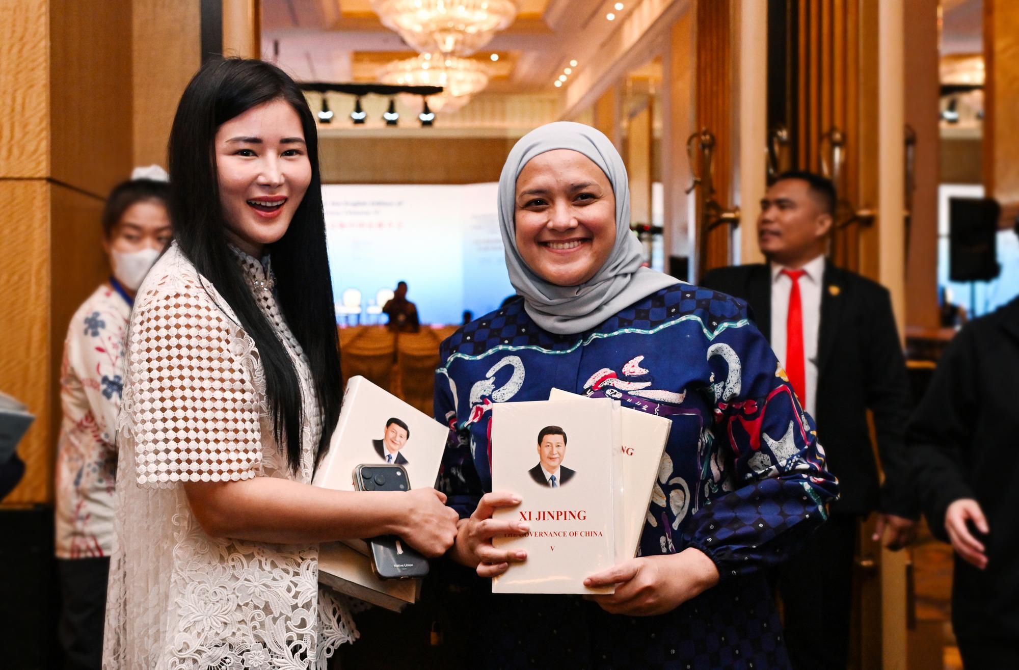 Xi Jinping'in Eserinin Tanıtımı Cakarta'da Yapıldı