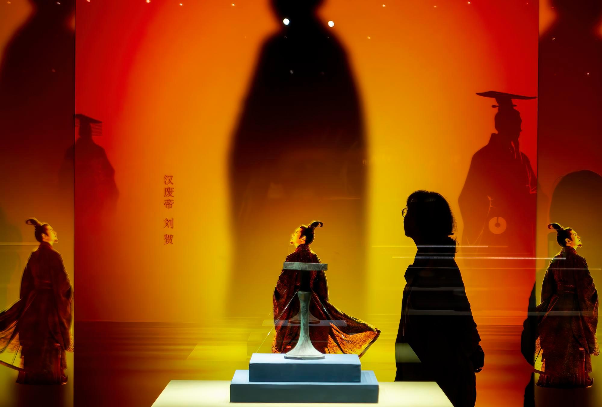 Haijun Hanzisi'nin Mezarı Temalı Sergi Başladı