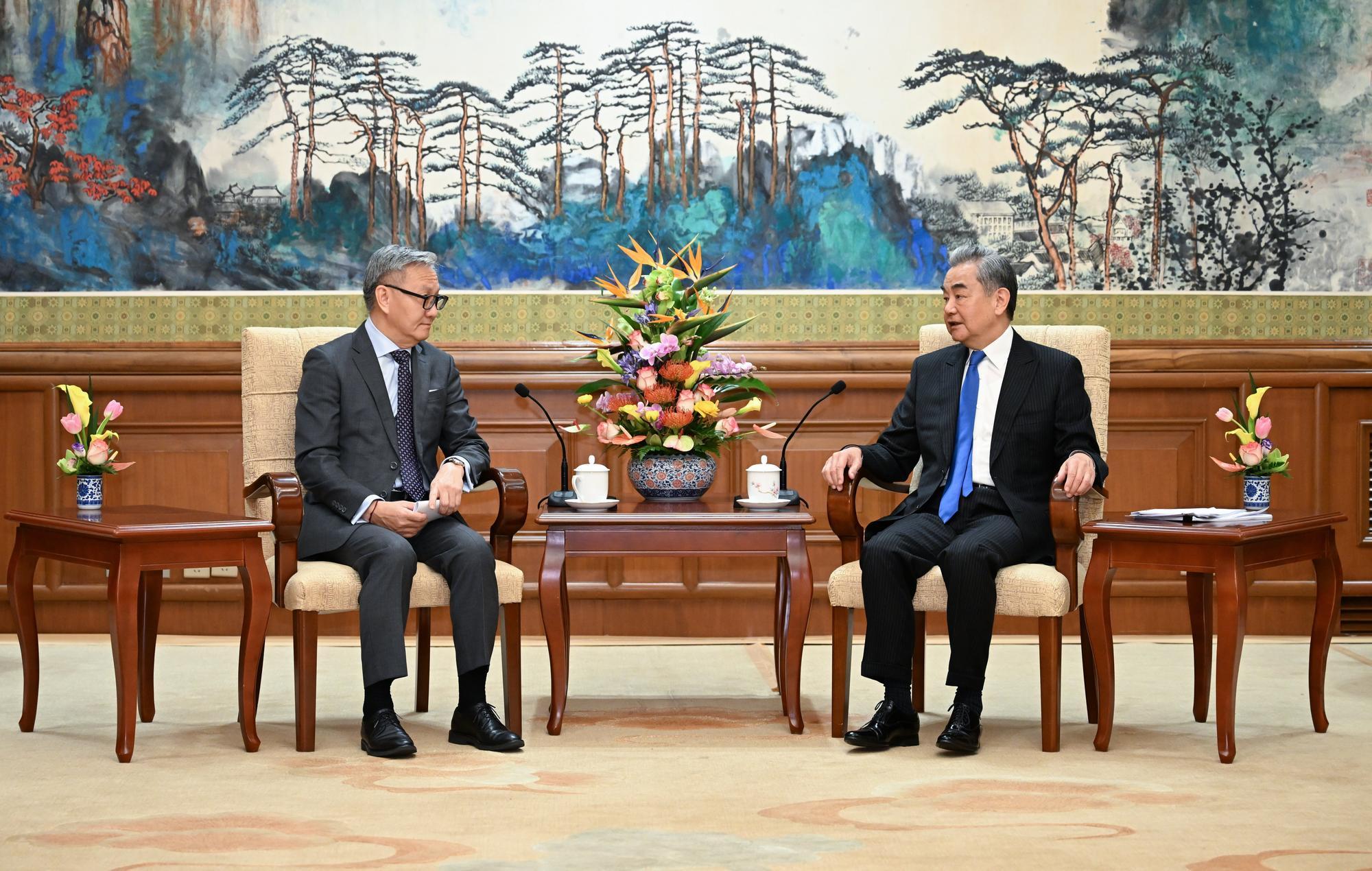 Çin ve Laos'tan Üst Düzey Görüşme Gerçekleşti