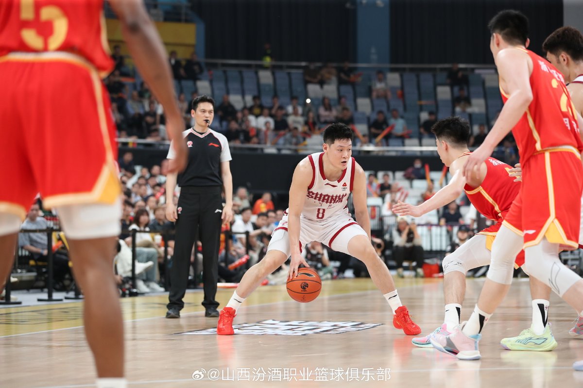 Shanxi Loongs, Zhejiang Lions'ı Şokla Yendi