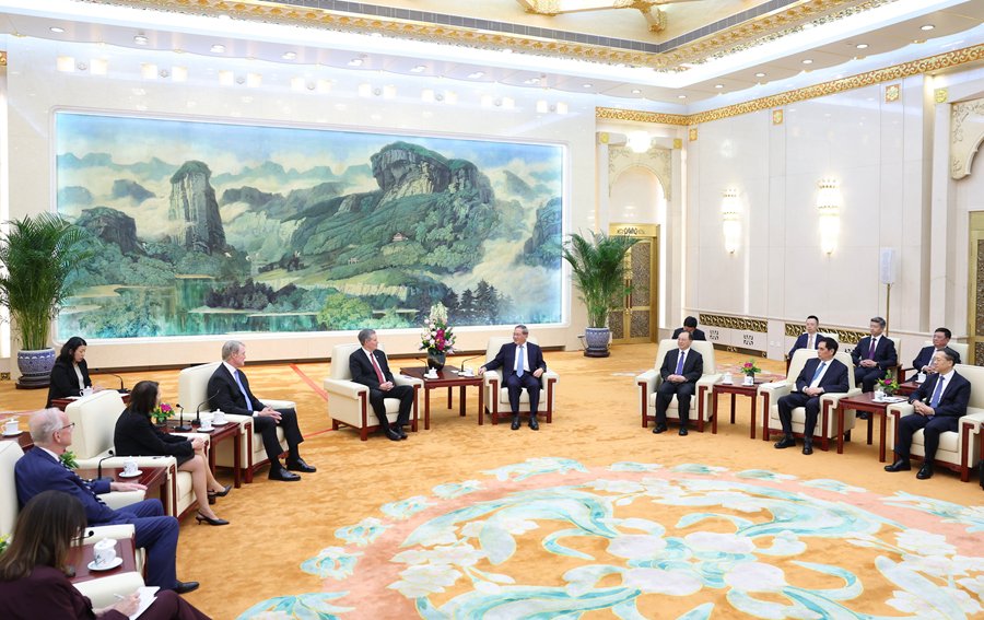 Çin Başbakanı Li Qiang, ABD Senatörleriyle Görüştü