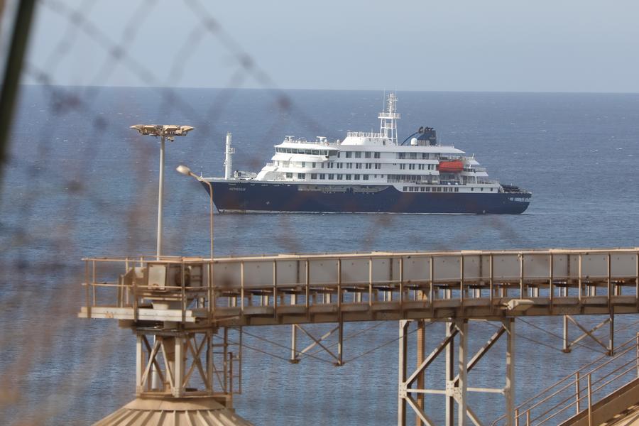 MV Hondius kruvaziyer gemisi Tenerife'ye geliyor