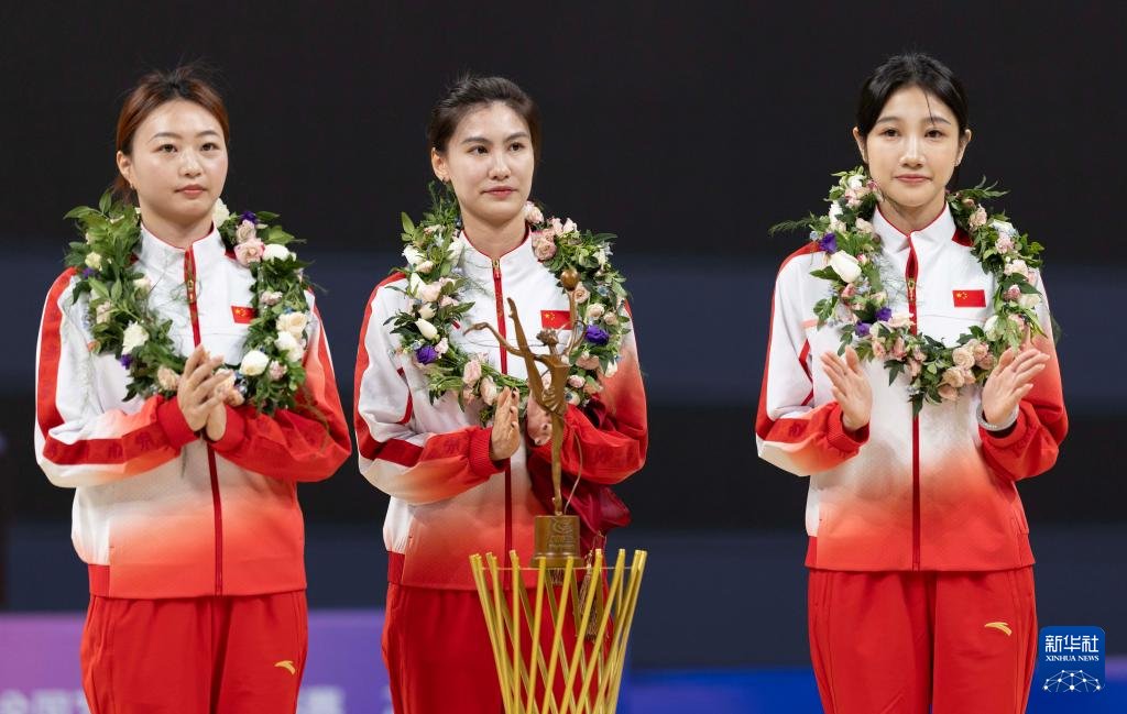 Çinli Olimpiyat Şampiyonları Emekli Oldu