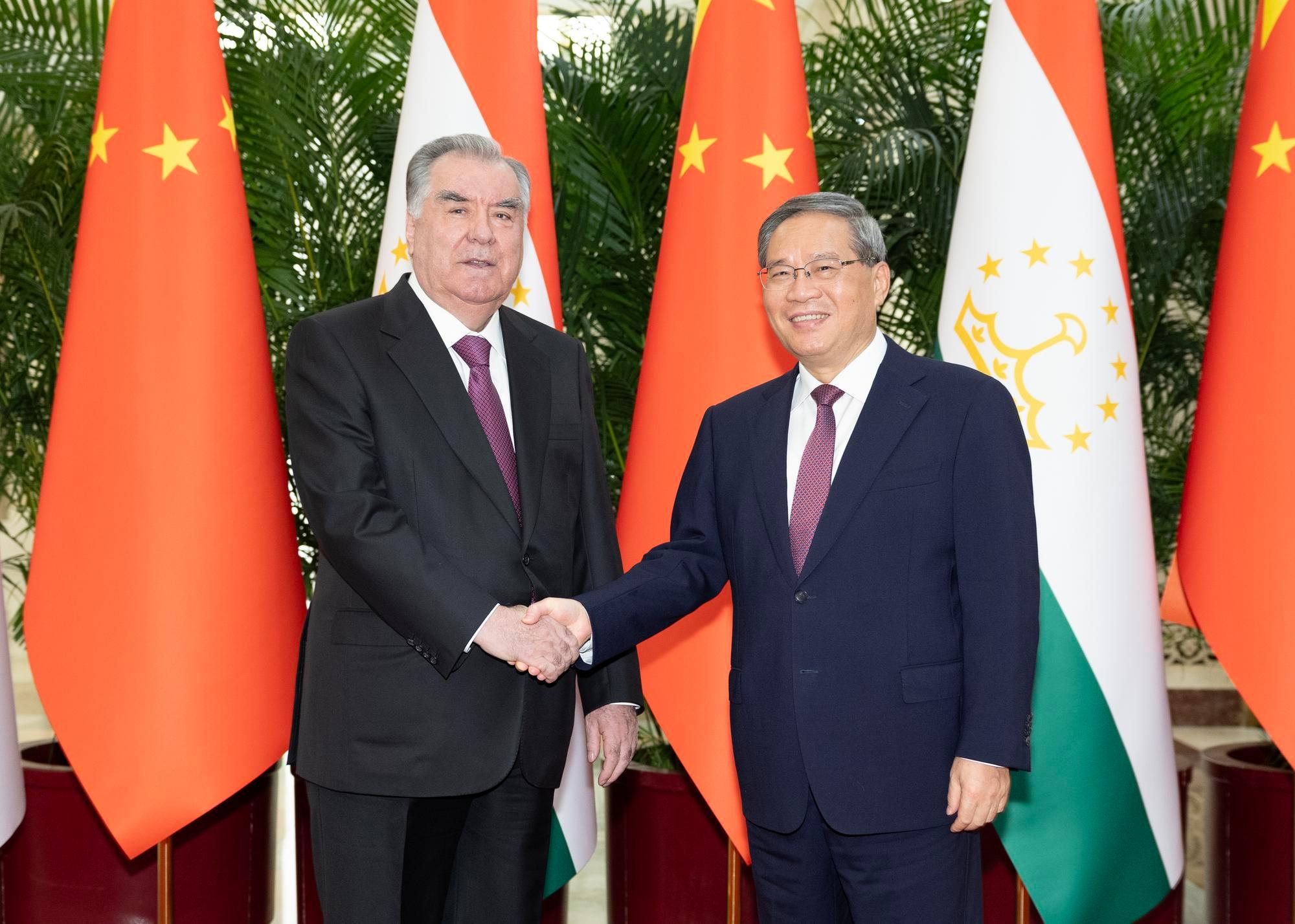 Çin Başbakanı Li Qiang, Tacikistan Cumhurbaşkanı ile Görüştü