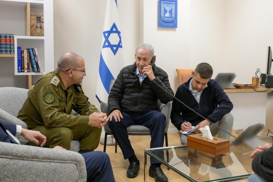 Netanyahu, BAE'yi Gizli Ziyaret Etti