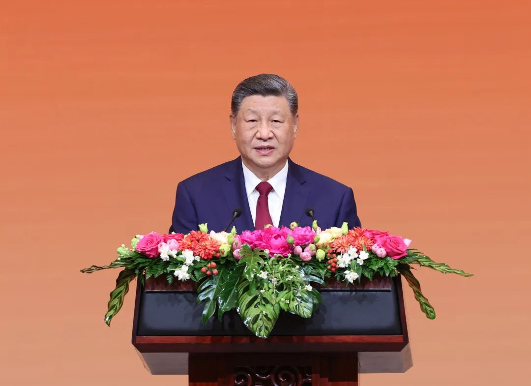 Xi Jinping, Trump'ı Çin'de resmi ziyarette ağırladı