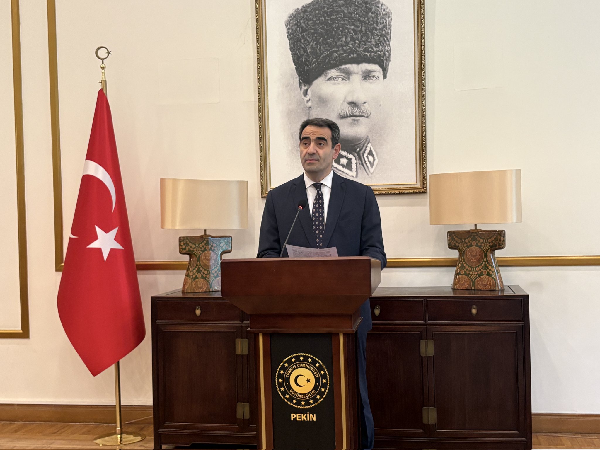19 Mayıs'ı Büyükelçilikte Gençlerle Kutladık