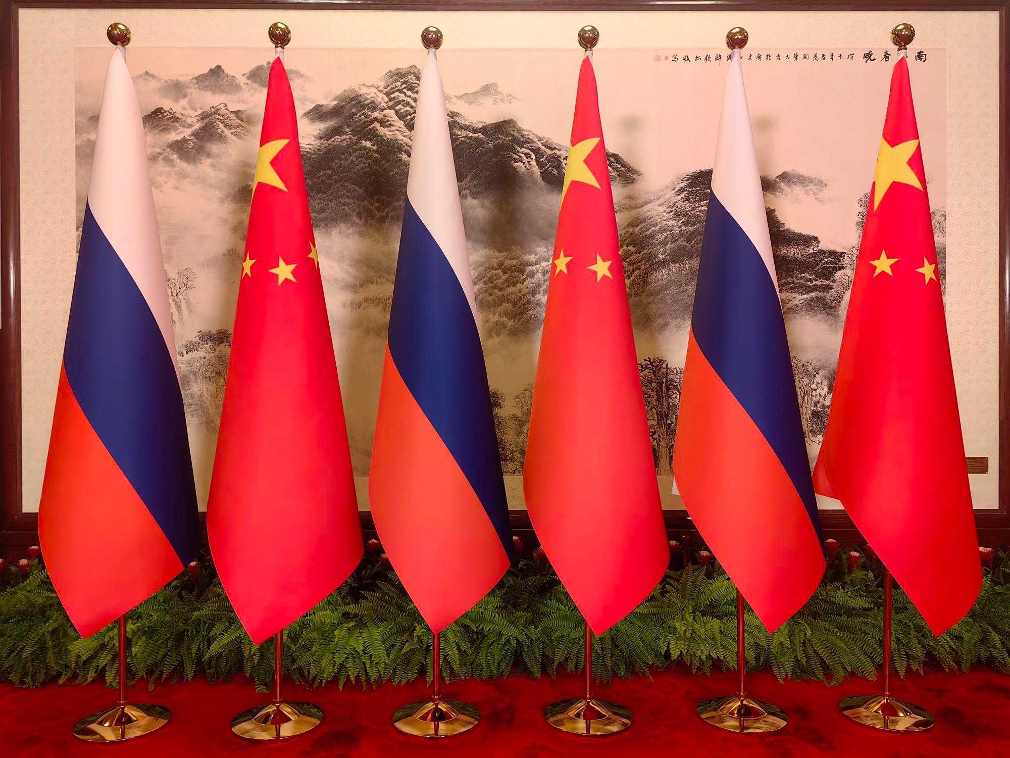 Xi Jinping ve Putin'den Orta Doğu'ya Barış Çağrısı
