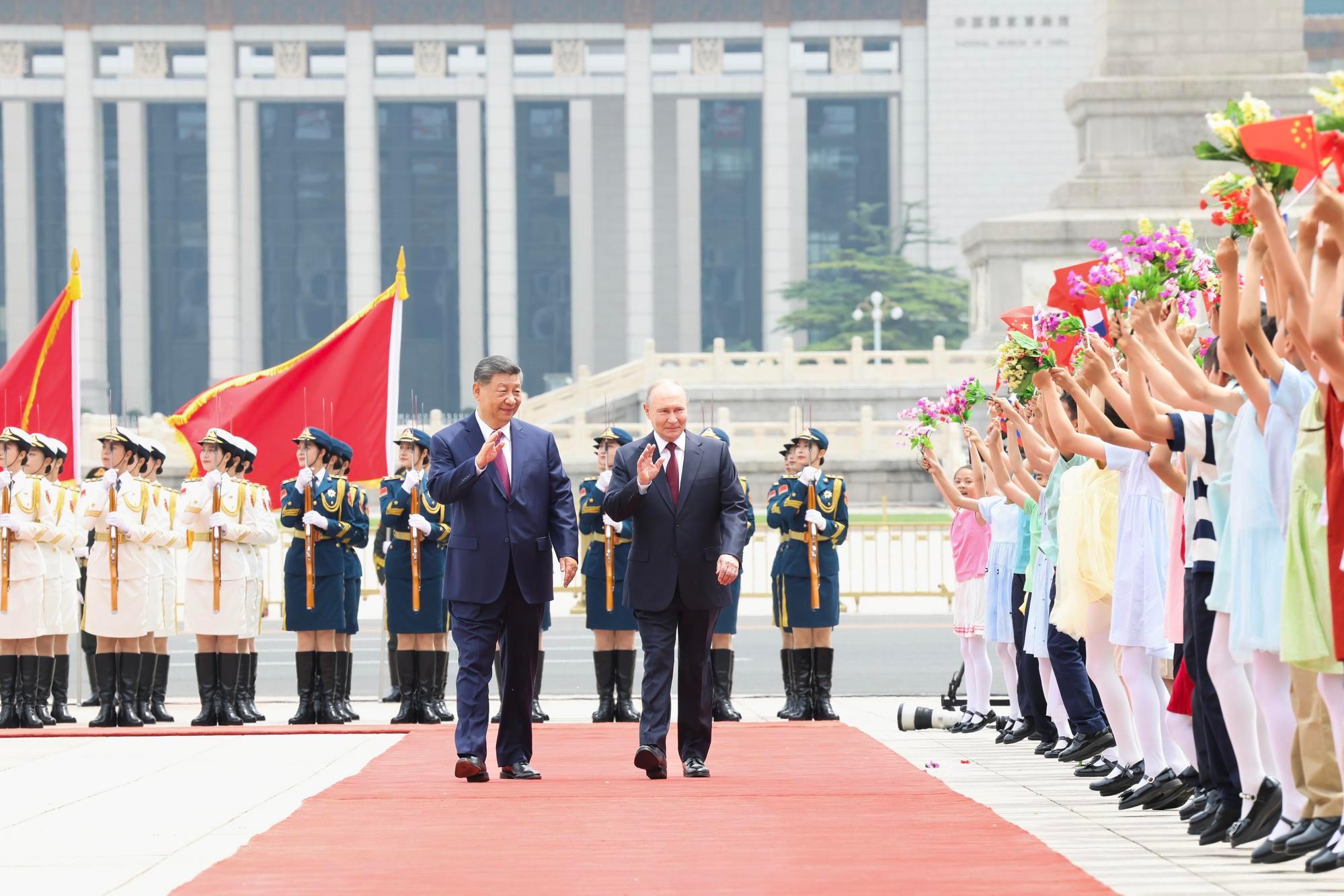 Xi ve Putin, Pekin'de önemli görüşmeler gerçekleştirdi