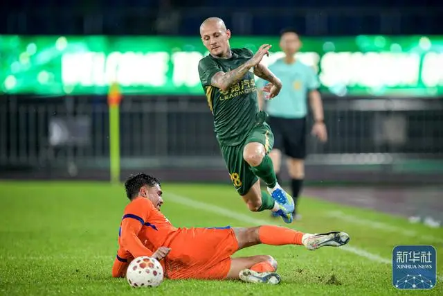 Zhejiang FC, Shandong Taishan'ı 4-1 ile geçti