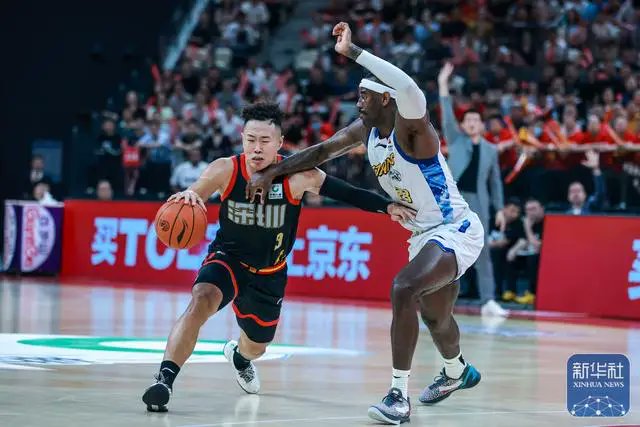 Shenzhen Leopards, Zhejiang Lions'ı mağlup etti