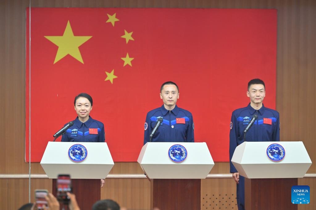 Çinli Astronotlar Shenzhou-23 Görevine Hazırlanıyor