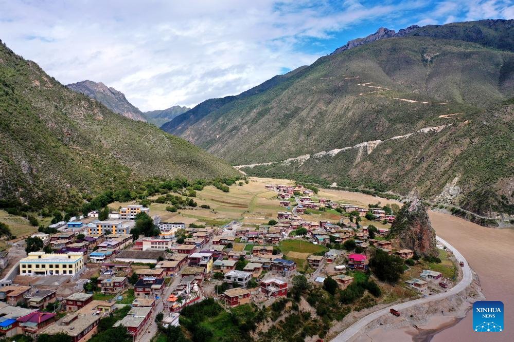 Xizang'ın İlk Kurtarılan Köyü'nde 75 Yıl Değişim