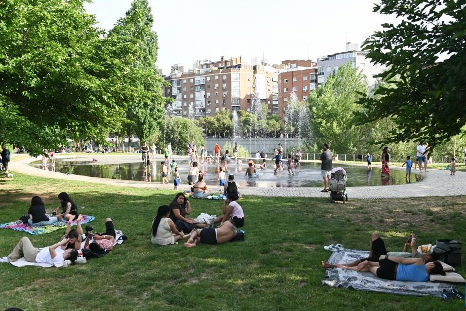 Avrupa, Rekor Sıcaklıklarla Erken Yazı Karşılıyor