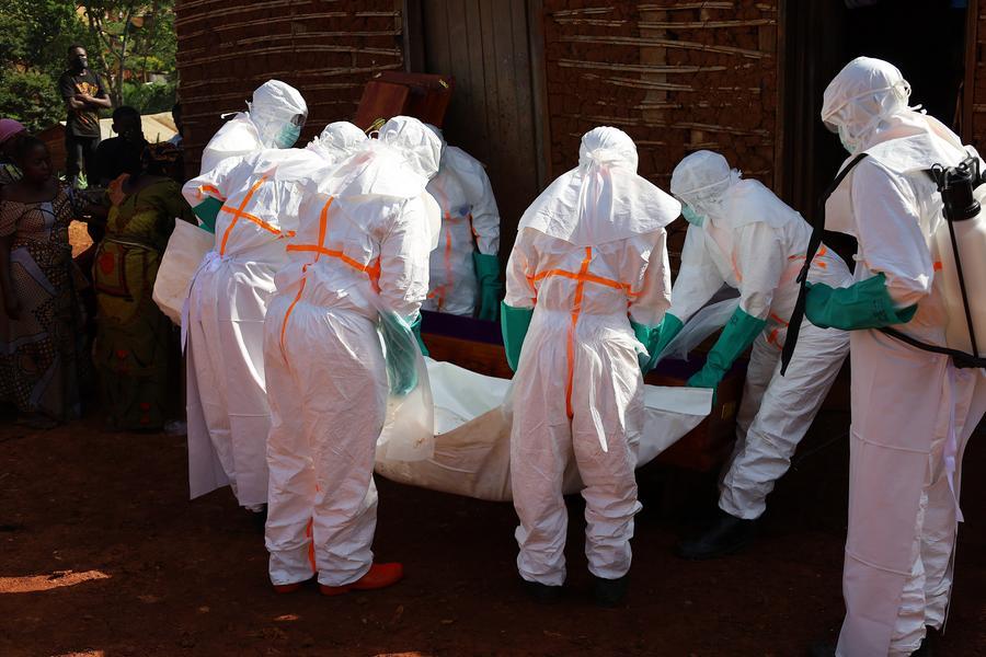ABD, Ebola'ya Maruz Kalanları Kenya'ya Gönderecek