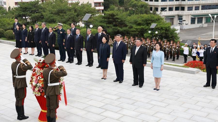 Pyongyang Dostluk Kulesi, Çin-Kuzey Kore Bağlantısını Gösteriyor