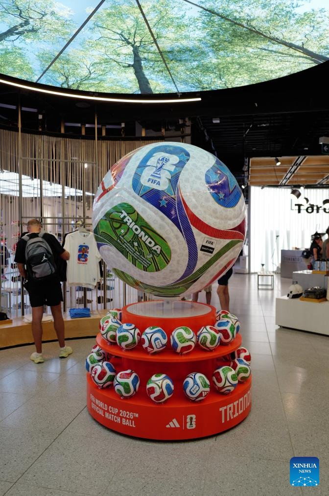 FIFA Dünya Kupası 2026 resmi mağazası Toronto'da açıldı