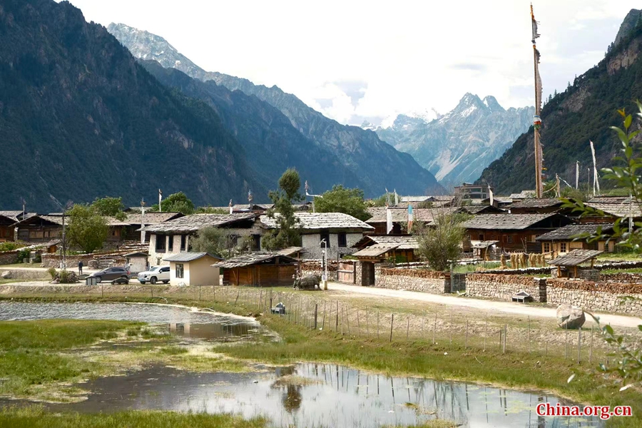 Xizang'da Basum Gölü Kıyısındaki Tsogo Köyü Turizmde Öne Çıkıyor